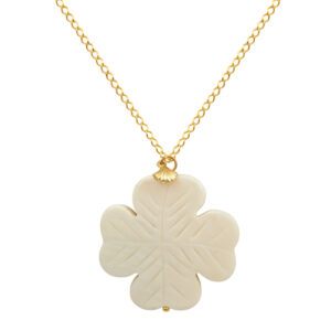 Mother of pearl  clover necklace