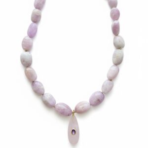 Amafi pink quartz gem necklace